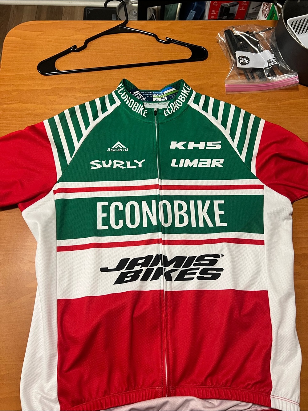Ascend Econobike Cycling Jersey in Green, Red & White